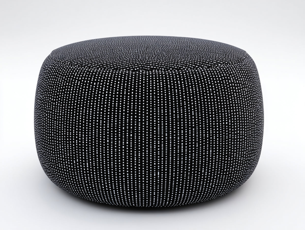 Pouf cilindrico 85×85×38 cm - tessuto nero intrecciato con dettagli chiari - arredo morbido per camera da letto